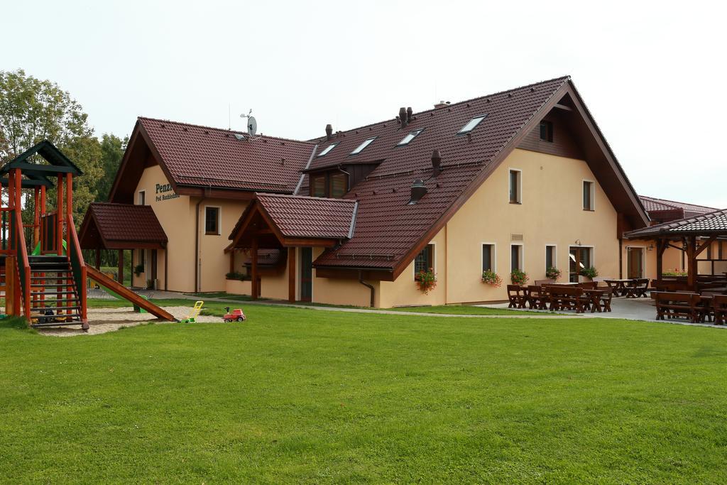 Wellness Penzion Pod Rozhlednou Kostelec nad Orlici Екстер'єр фото