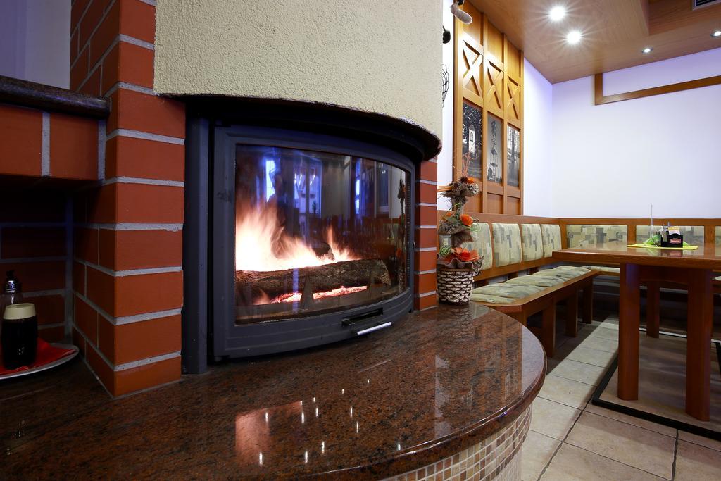 Wellness Penzion Pod Rozhlednou Kostelec nad Orlici Екстер'єр фото