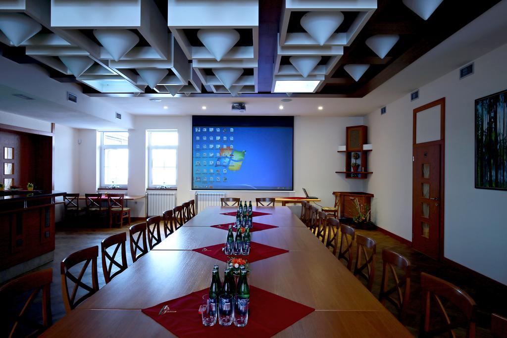 Wellness Penzion Pod Rozhlednou Kostelec nad Orlici Екстер'єр фото